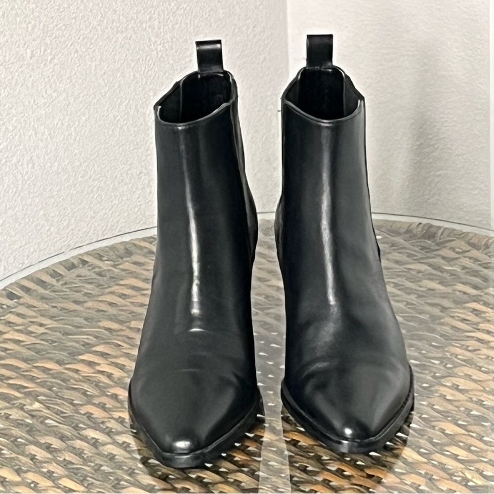 Michael Kors Sinclair Black Leather Ankle Boot Size 5.5 Minimalist Contemporary - Picture 7 of 16